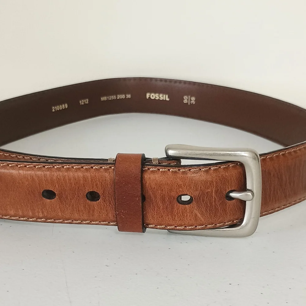 Fossil MB125520036 Brown Leather Belt 90/36 Silver Buckle